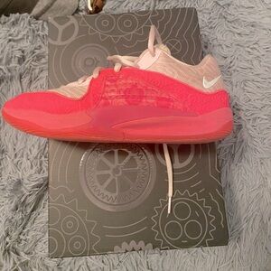 Kd 16 aunt pearl size 8 mens